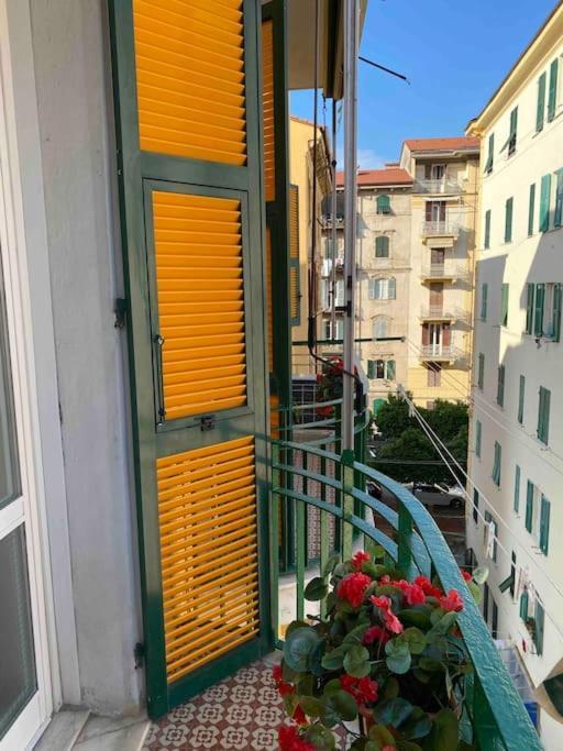 Camar 110 Apartment La Spezia Luaran gambar